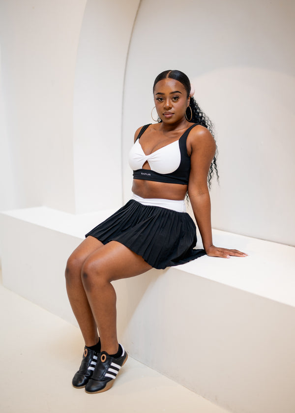 Monochrome Pleated Tennis Set